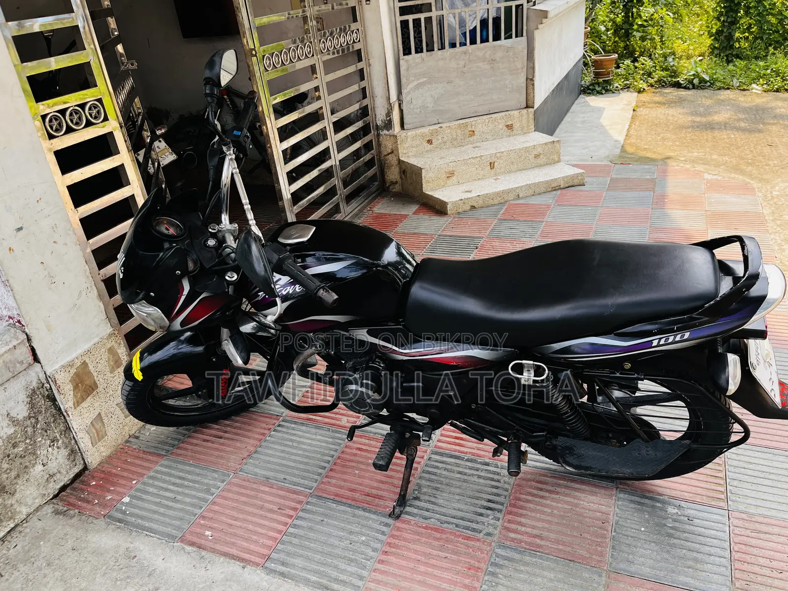 Bajaj Discover 100 2015 Black