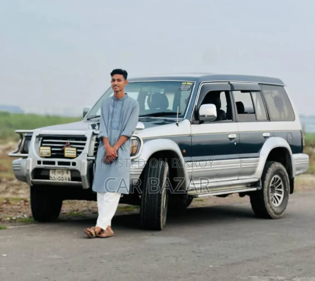 Mitsubishi Pajero 1994 Silver