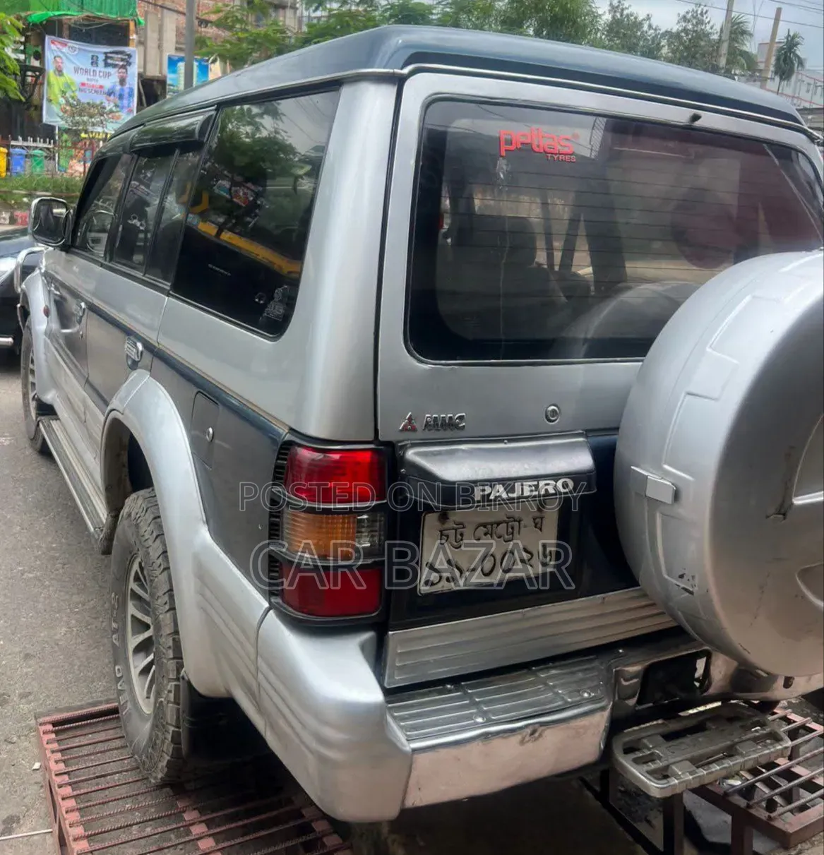 Mitsubishi Pajero 1994 Silver