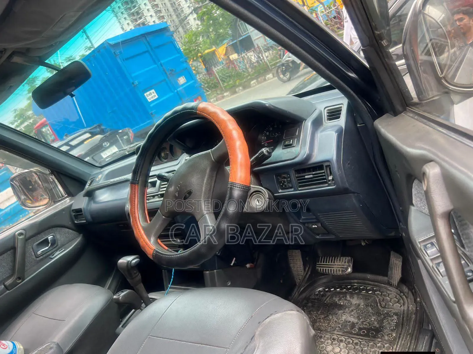 Mitsubishi Pajero 1994 Silver