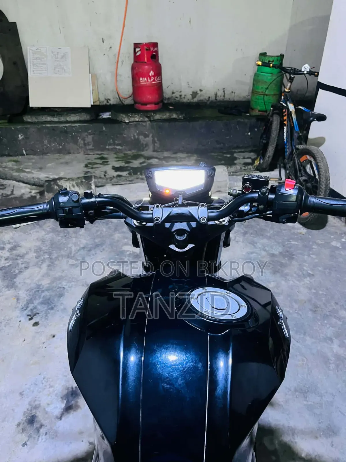 TVS Apache RTR 160 2V ABS 2022 Black