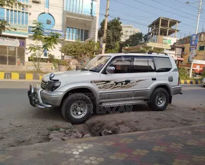 Toyota Land Cruiser Prado 2.7 16V 5dr 2000 Off White