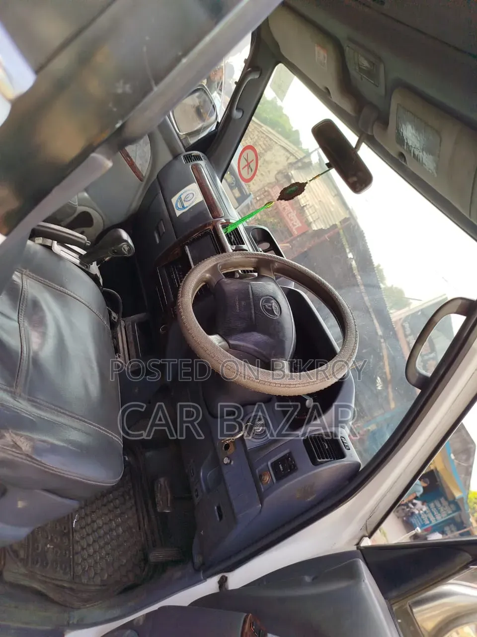 Toyota Land Cruiser Prado 2.7 16V 5dr 2000 Off White