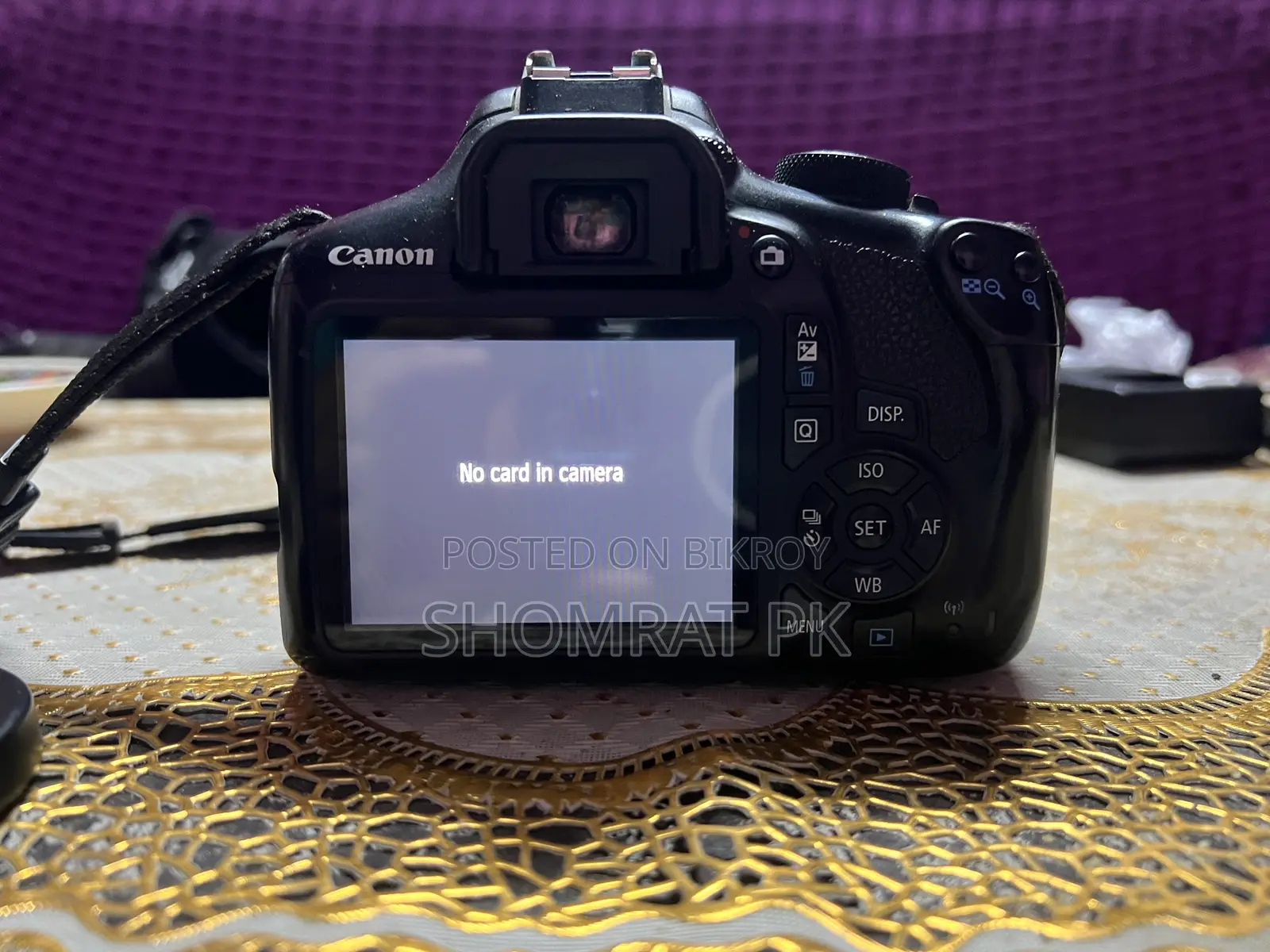 Canon 1300 D