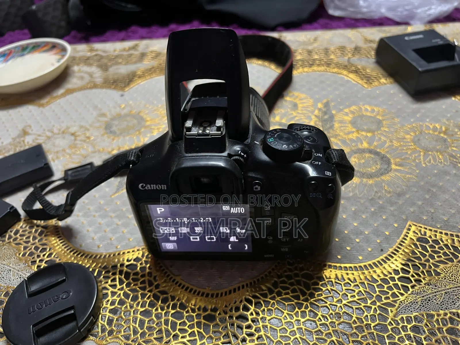 Canon 1300 D