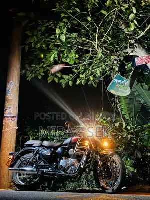 Royal Enfield Classic 350 2025 Black