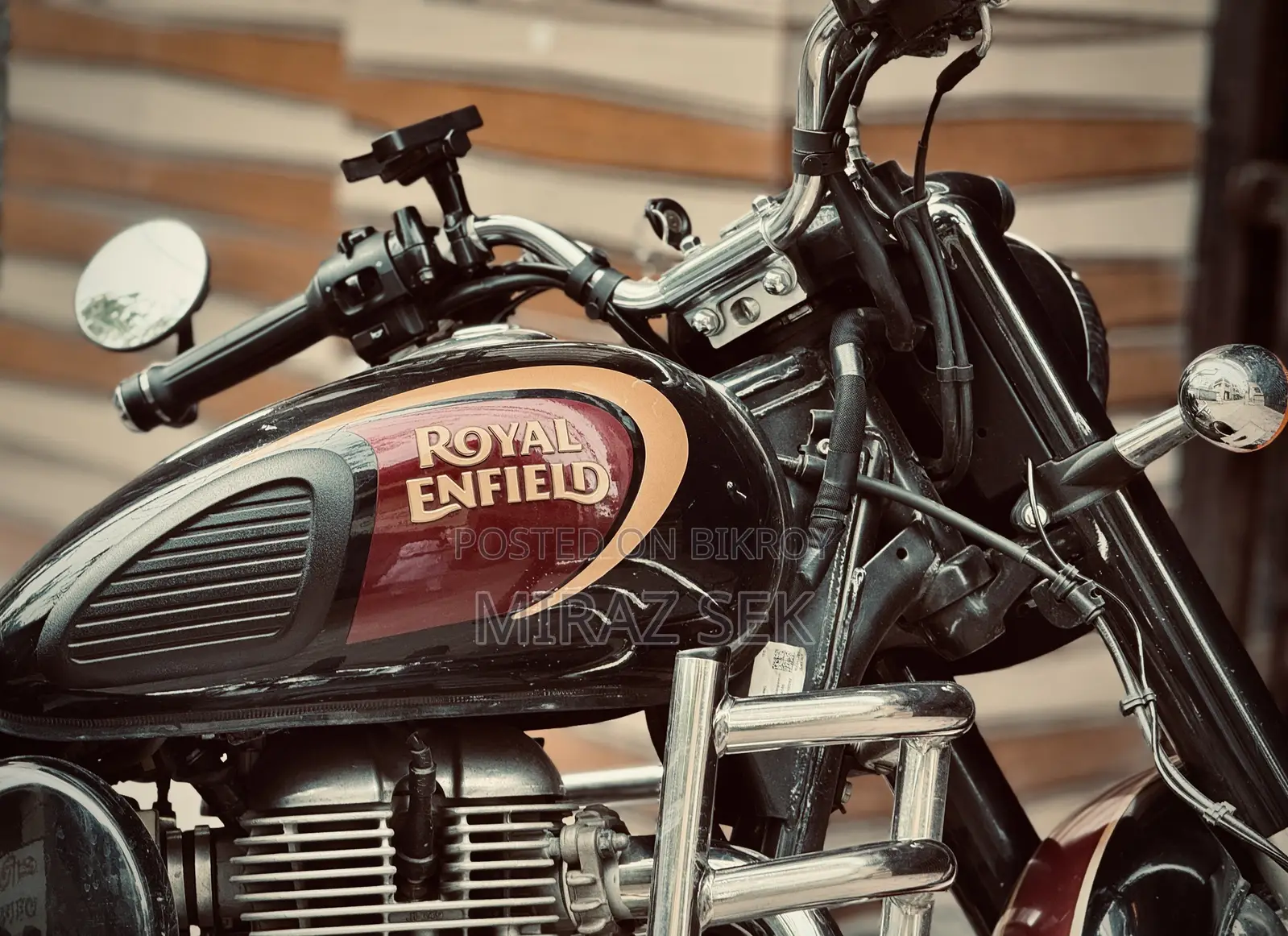 Royal Enfield Classic 350 2025 Black