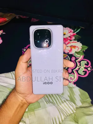 iQOO Z10 256 GB White