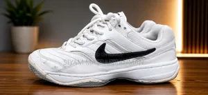 Nike Court Lite 44 Size
