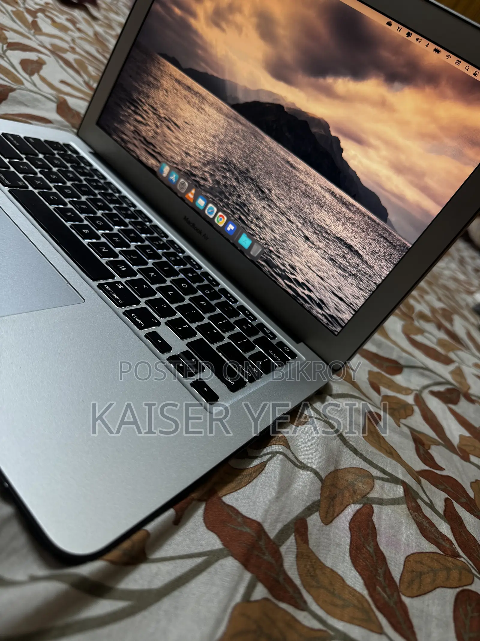 Laptop Apple MacBook Air 2015 4GB Intel Core I5 SSD 128GB