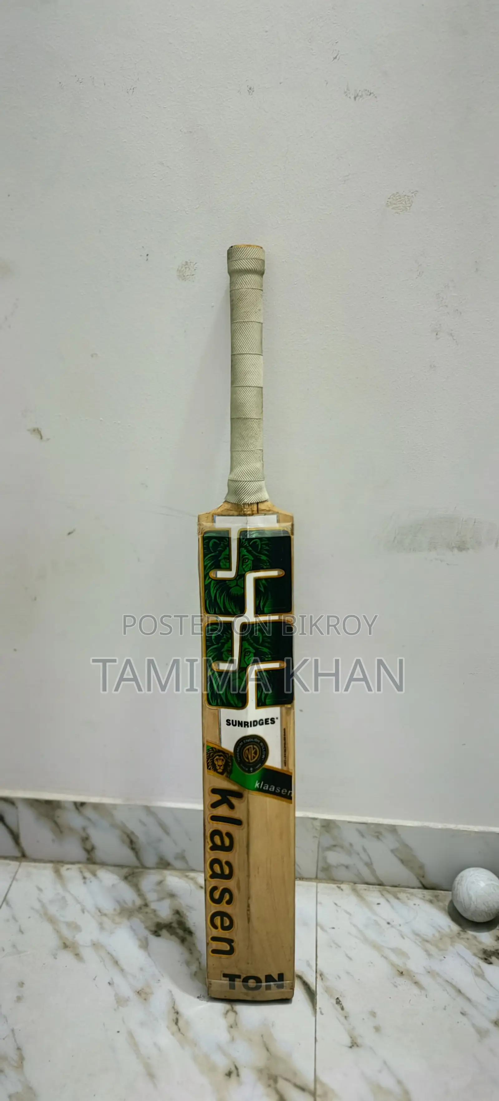 Cricket Bat