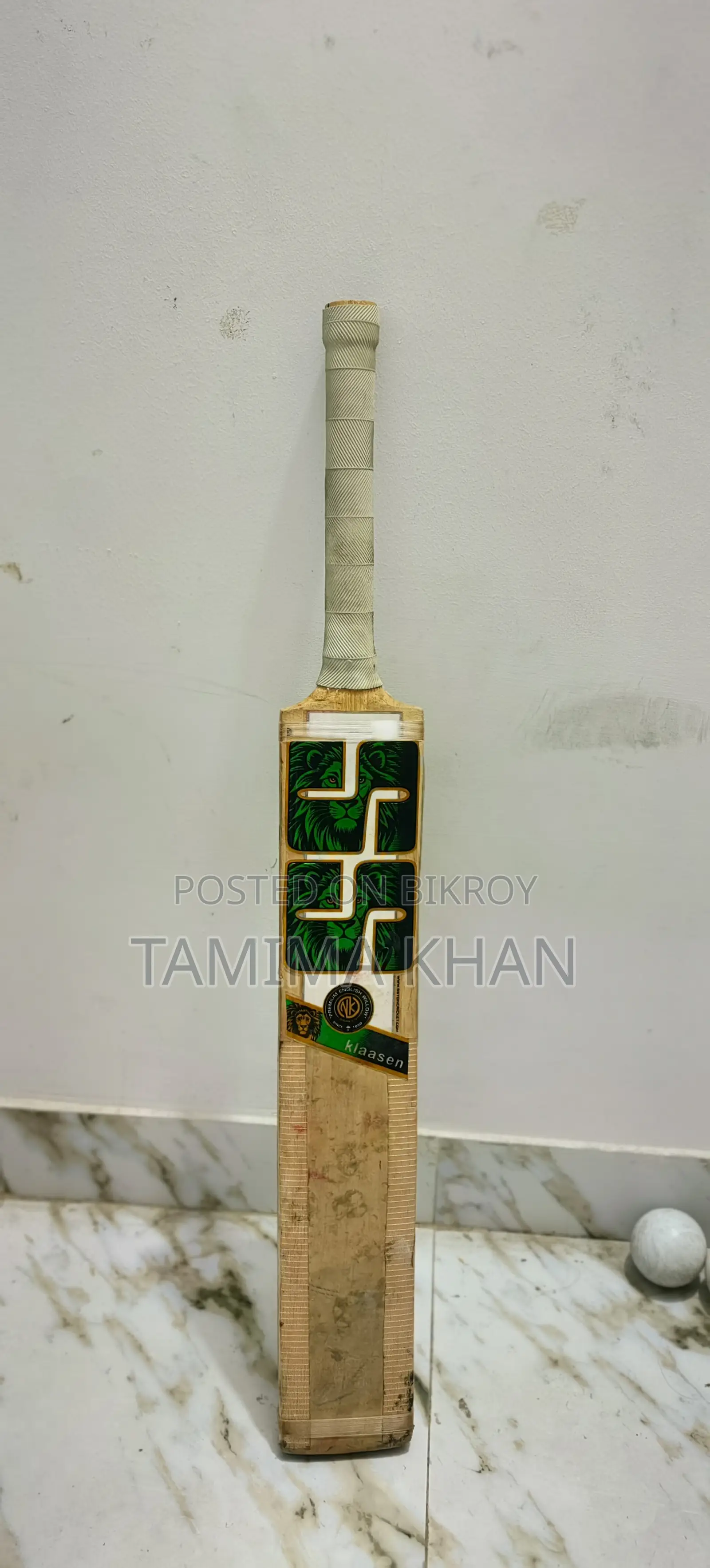 Cricket Bat