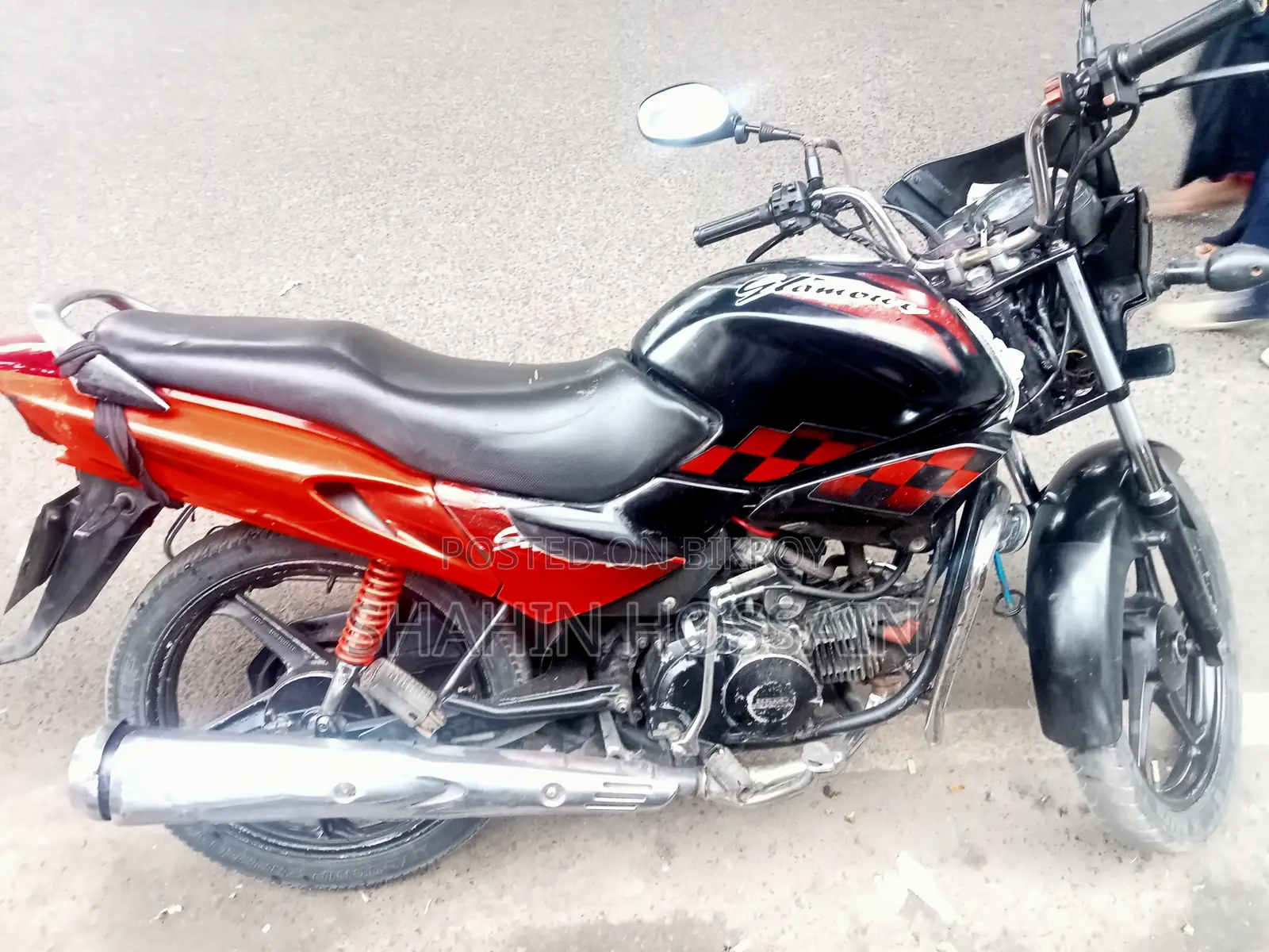 Hero Glamour 2010 Black