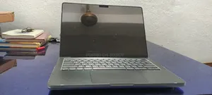 Laptop Apple MacBook Pro 2024 M4 24GB Apple M4 Pro SSD 512GB
