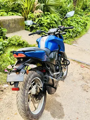 TVS Apache RTR 160 4V 2023 Blue