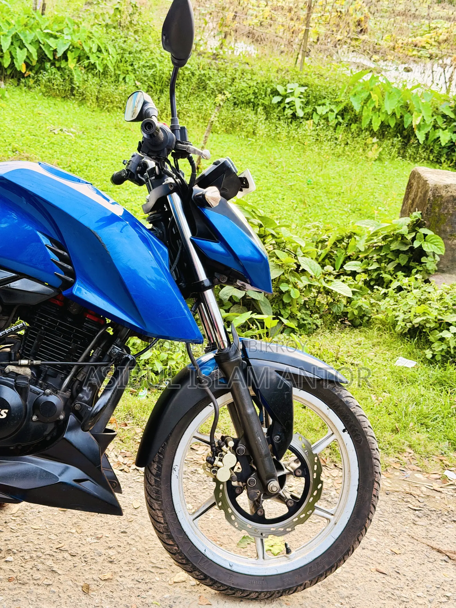 TVS Apache RTR 160 4V 2023 Blue
