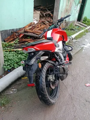 TVS Apache RTR 160 4V 2020 Red
