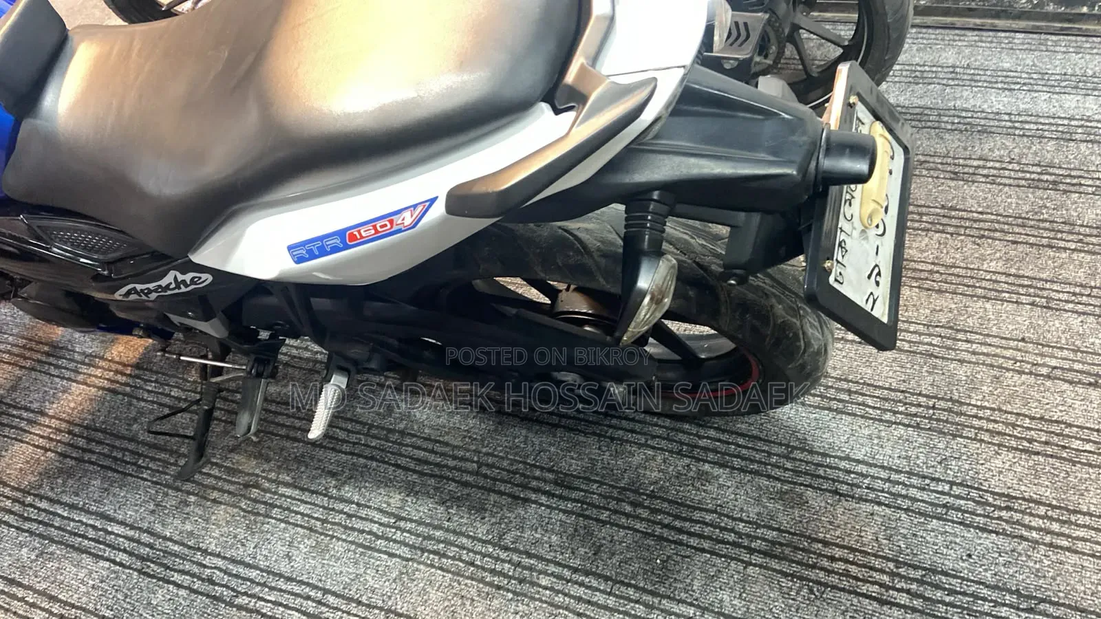 TVS Apache 160 4V 2019 Blue