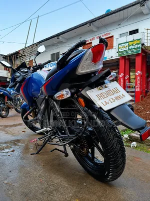 TVS Apache RTR 160 2V 2022 Blue