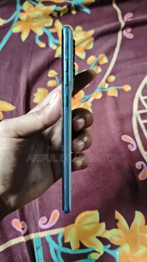 মোটোরোলা এজ ৬০ ফিউশন ২৫৬ জিবি নীল