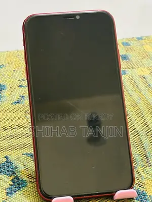 Apple iPhone 11 64 GB Red