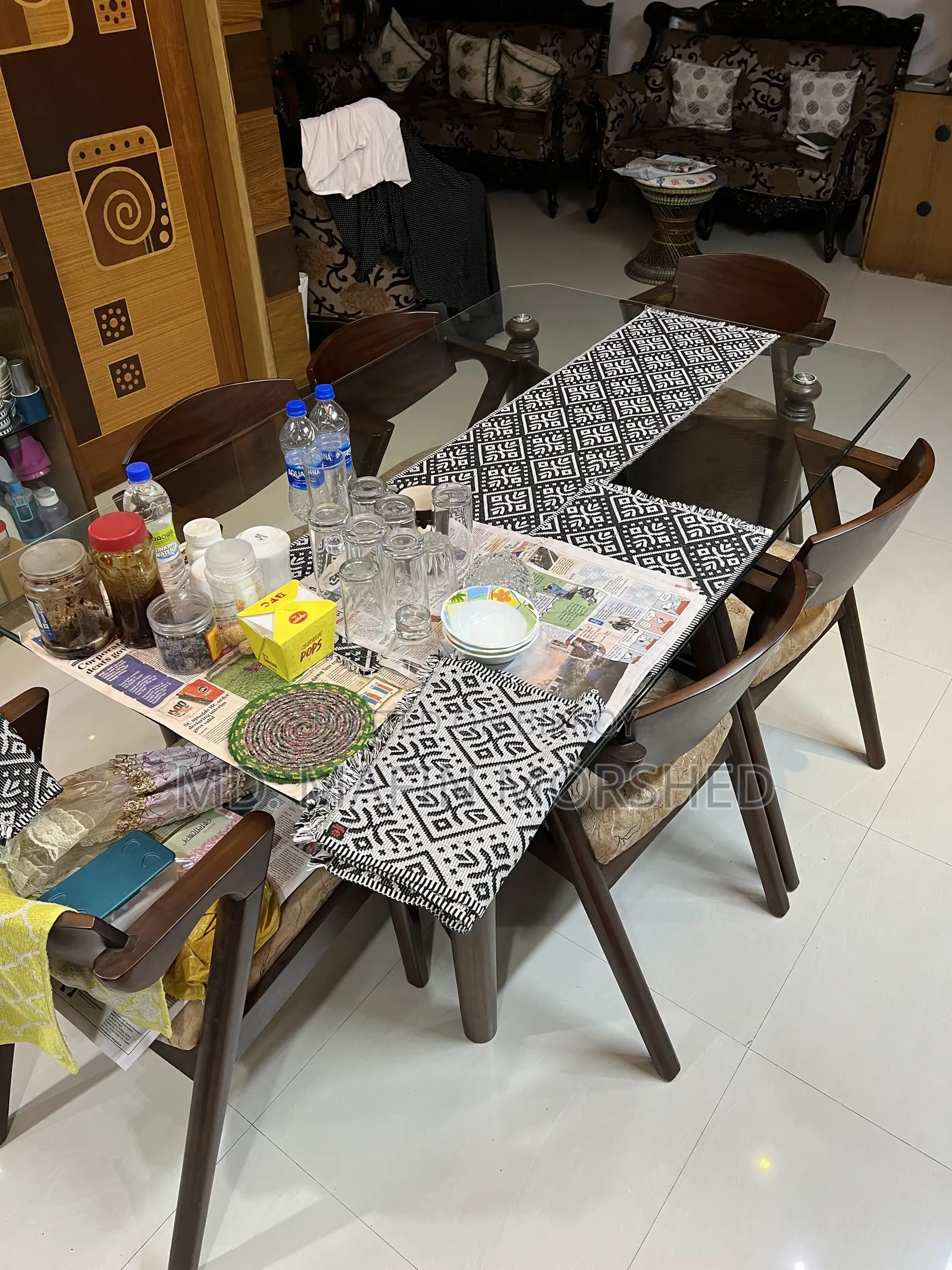 Smart Dining Table Set with 6 Chairs