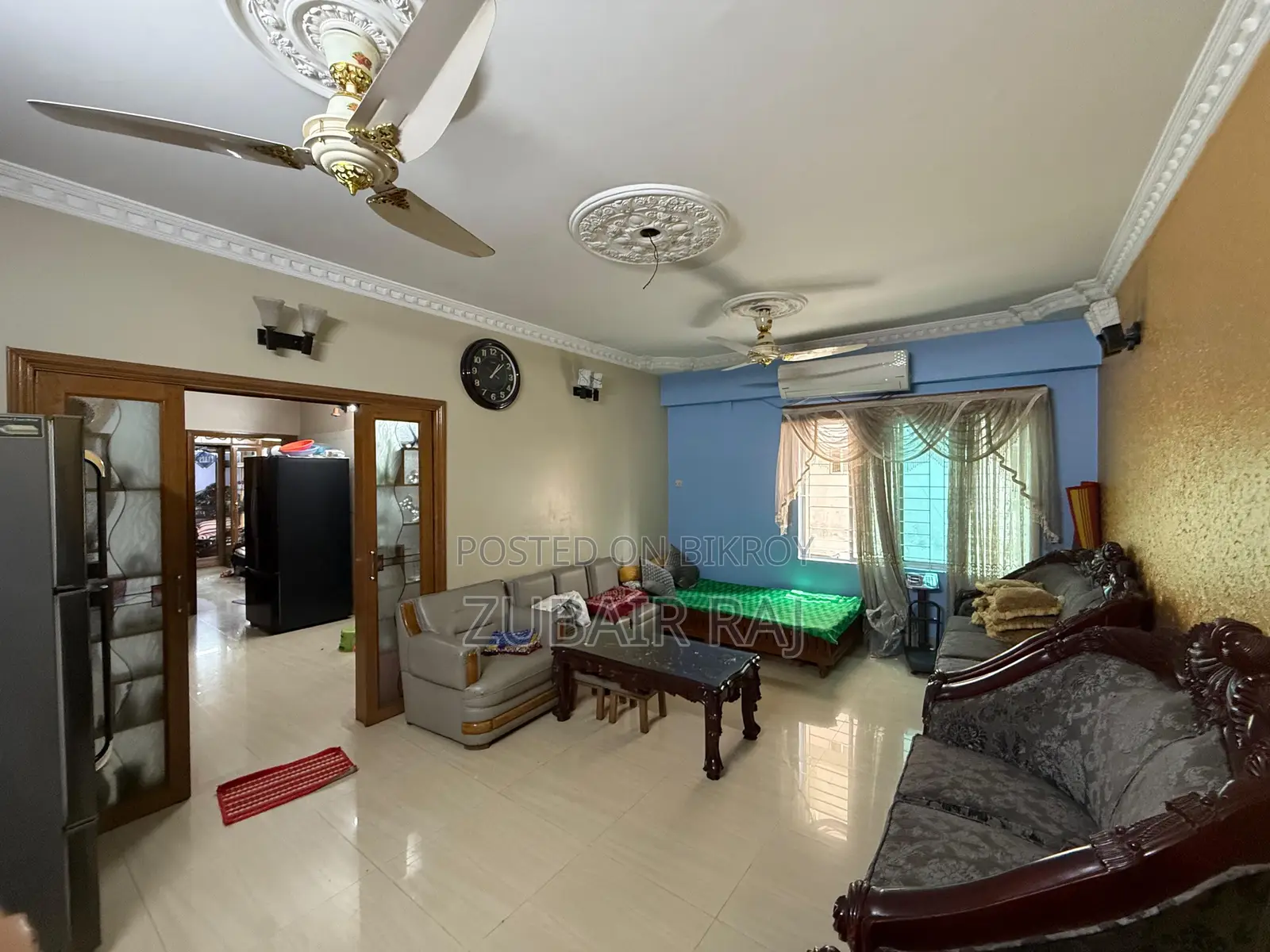 Furnished 4bdrm Apartment in Dhanmondi Corner 1 for Sale