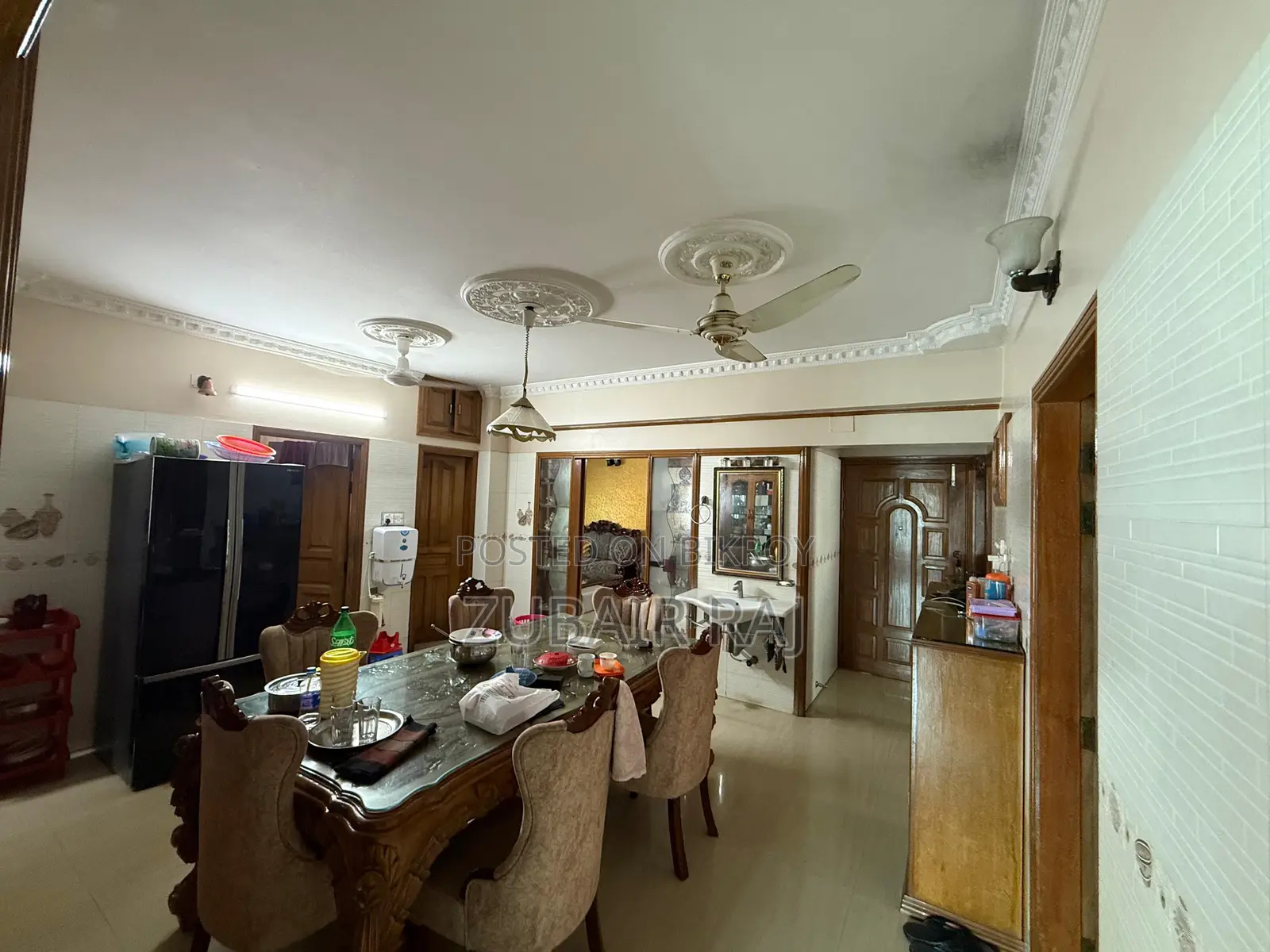 Furnished 4bdrm Apartment in Dhanmondi Corner 1 for Sale