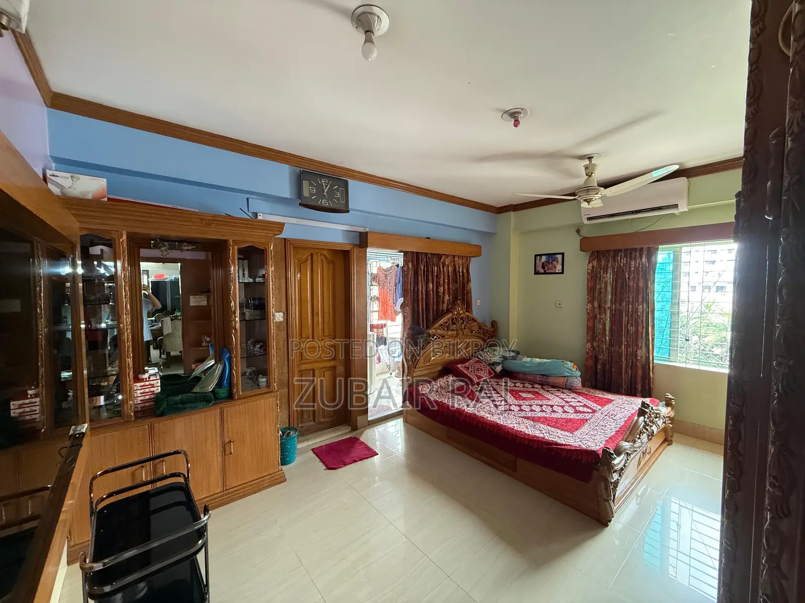 Furnished 4bdrm Apartment in Dhanmondi Corner 1 for Sale