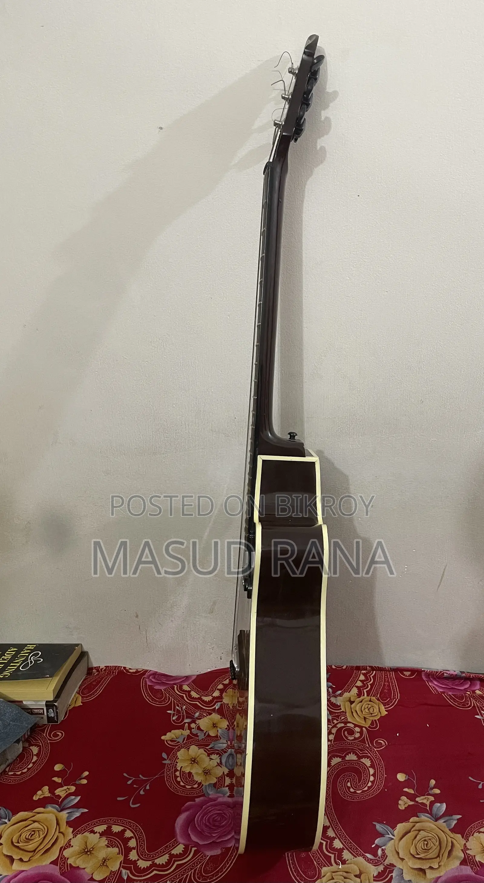 Yemeha Cm2 Acoustic Guitef