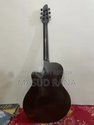 Yemeha Cm2 Acoustic Guitef