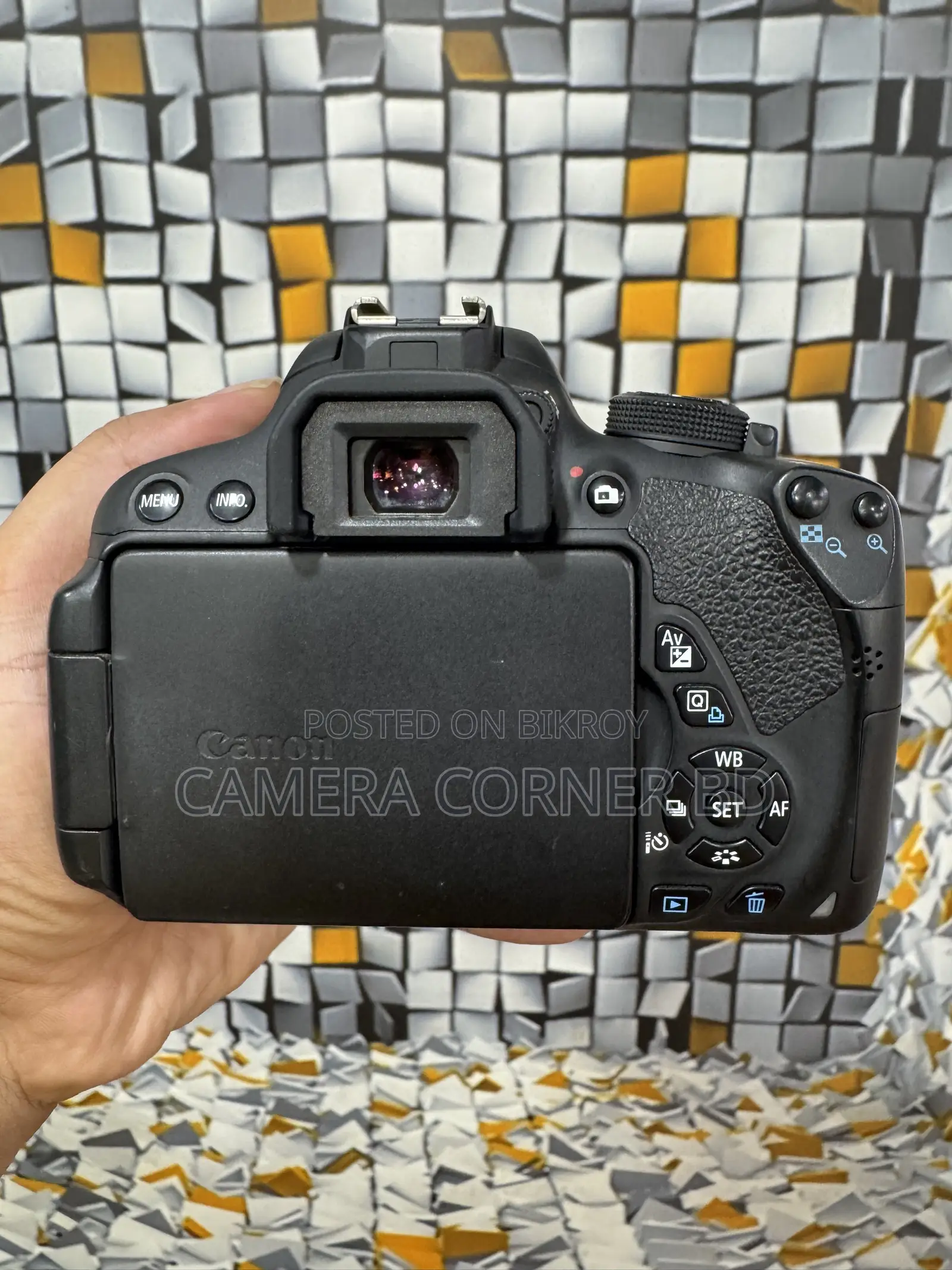 Canon 700D Only Body