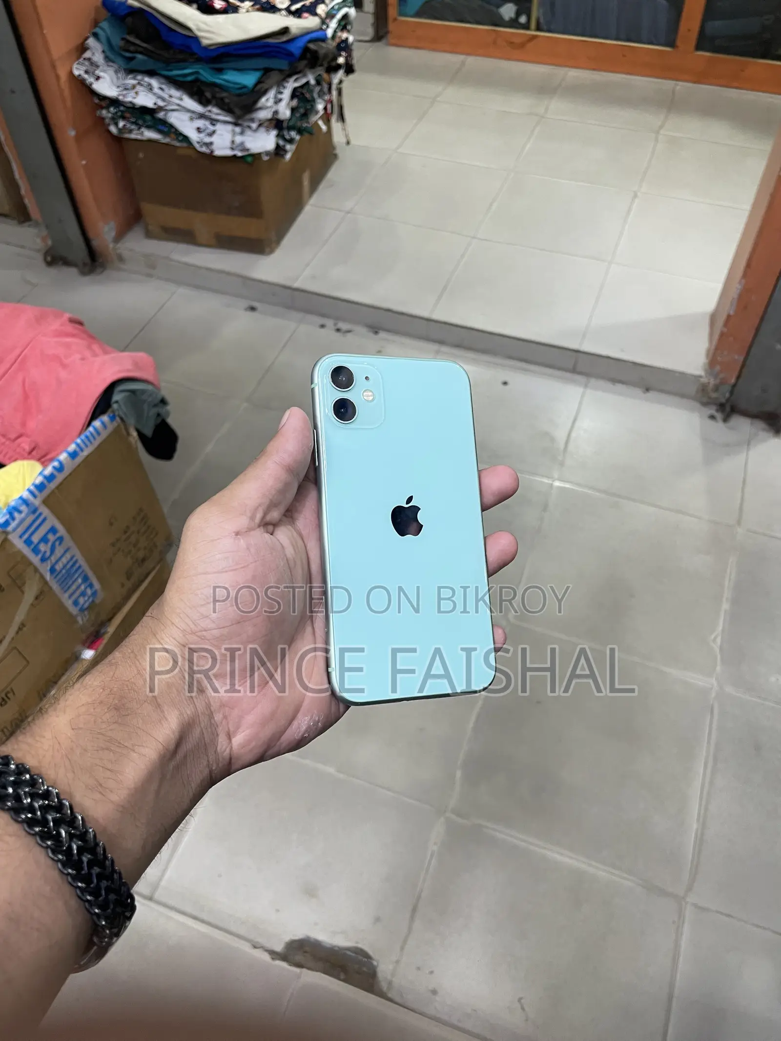 New Apple iPhone 11 128 GB Green