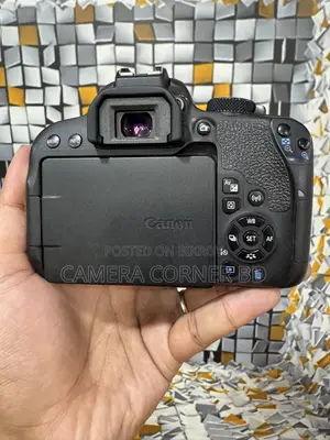 Canon 800D Only Body