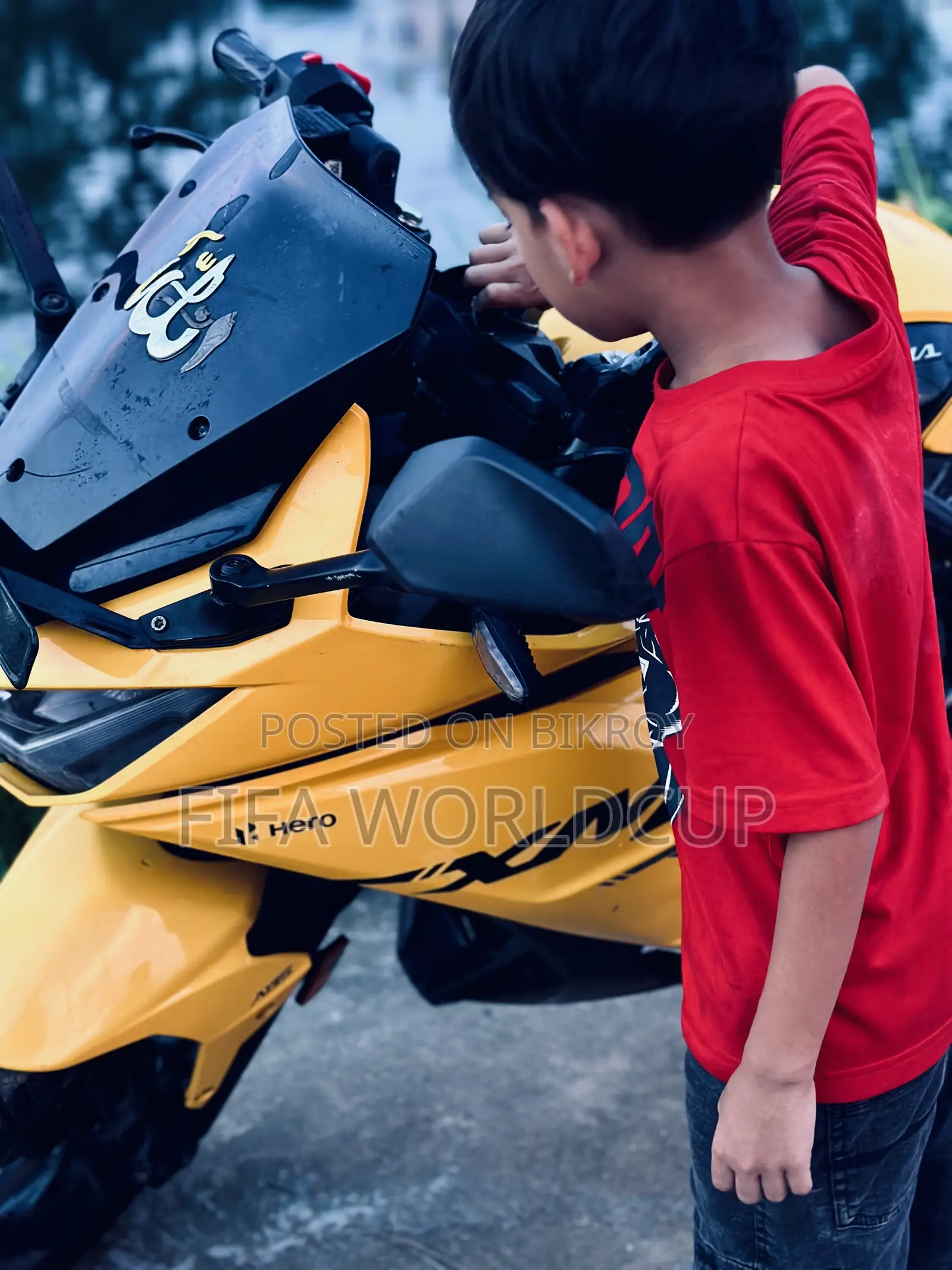 Hero Karizma XMR 210 2024 Yellow