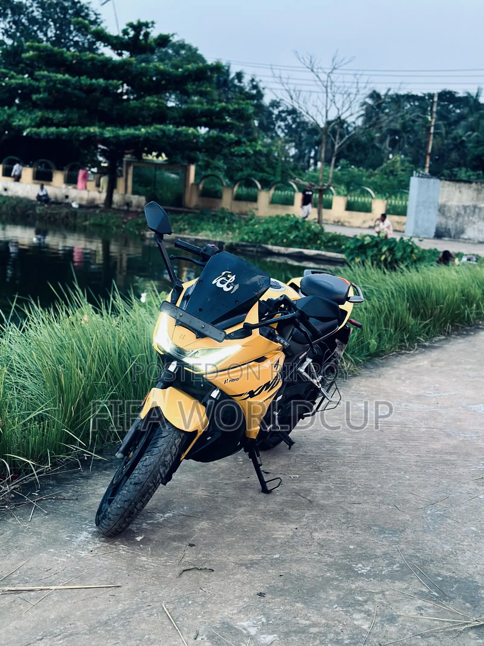 Hero Karizma XMR 210 2024 Yellow