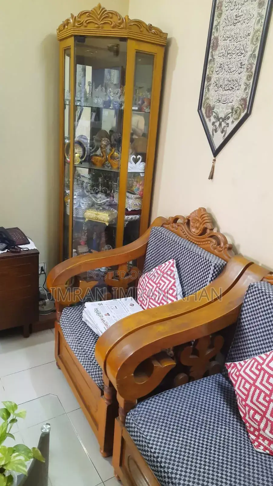 6 feet Premium 100% Teak Wood Corner Showcase – Beautiful Carving