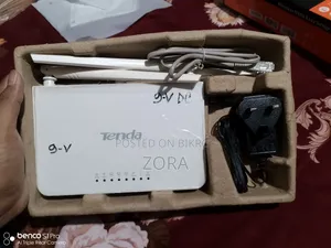 Tenda F3 Router