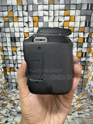 Canon 200D Only Body