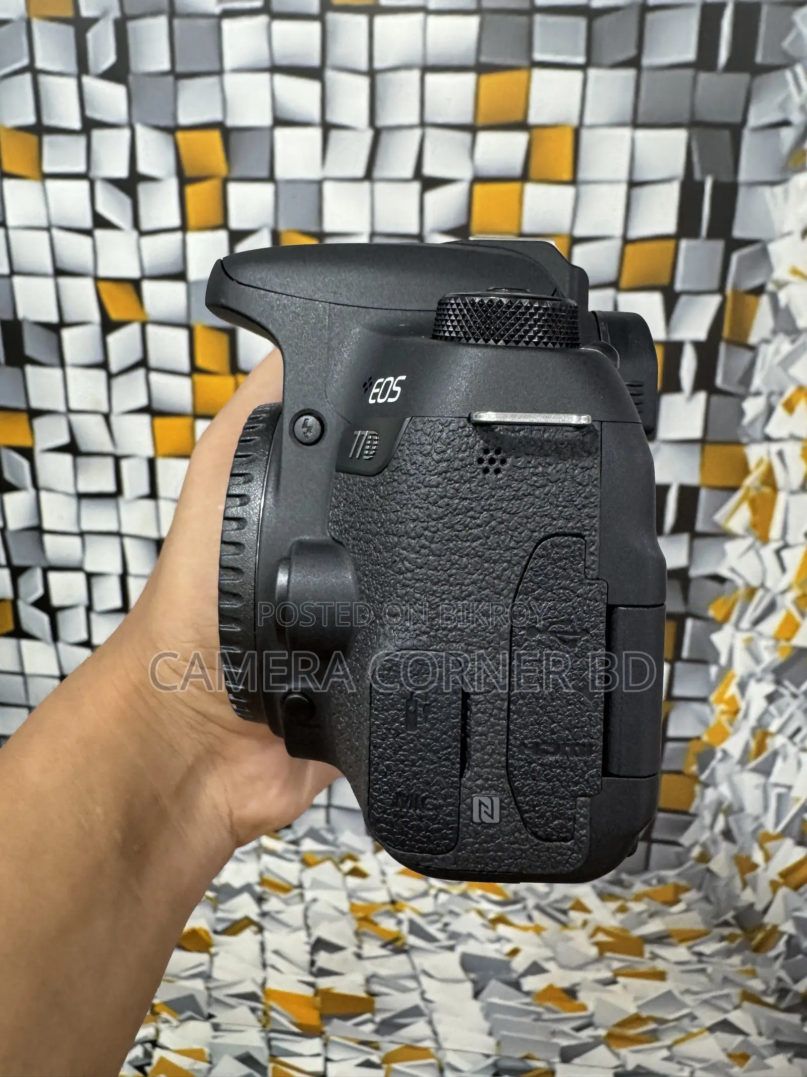 Canon 77D Only Body