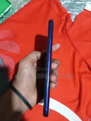 টেকনো পোভৌইর ৪ ৩২ জিবি নীল