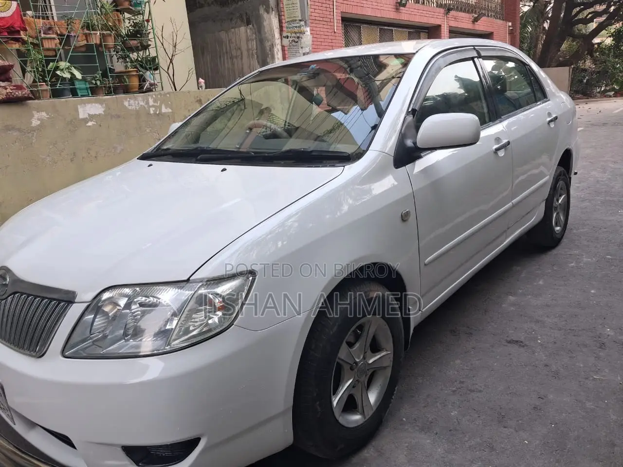 Toyota Corolla 2004 White