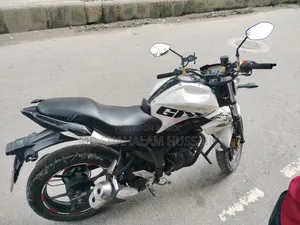 Suzuki Gixxer 2015 White