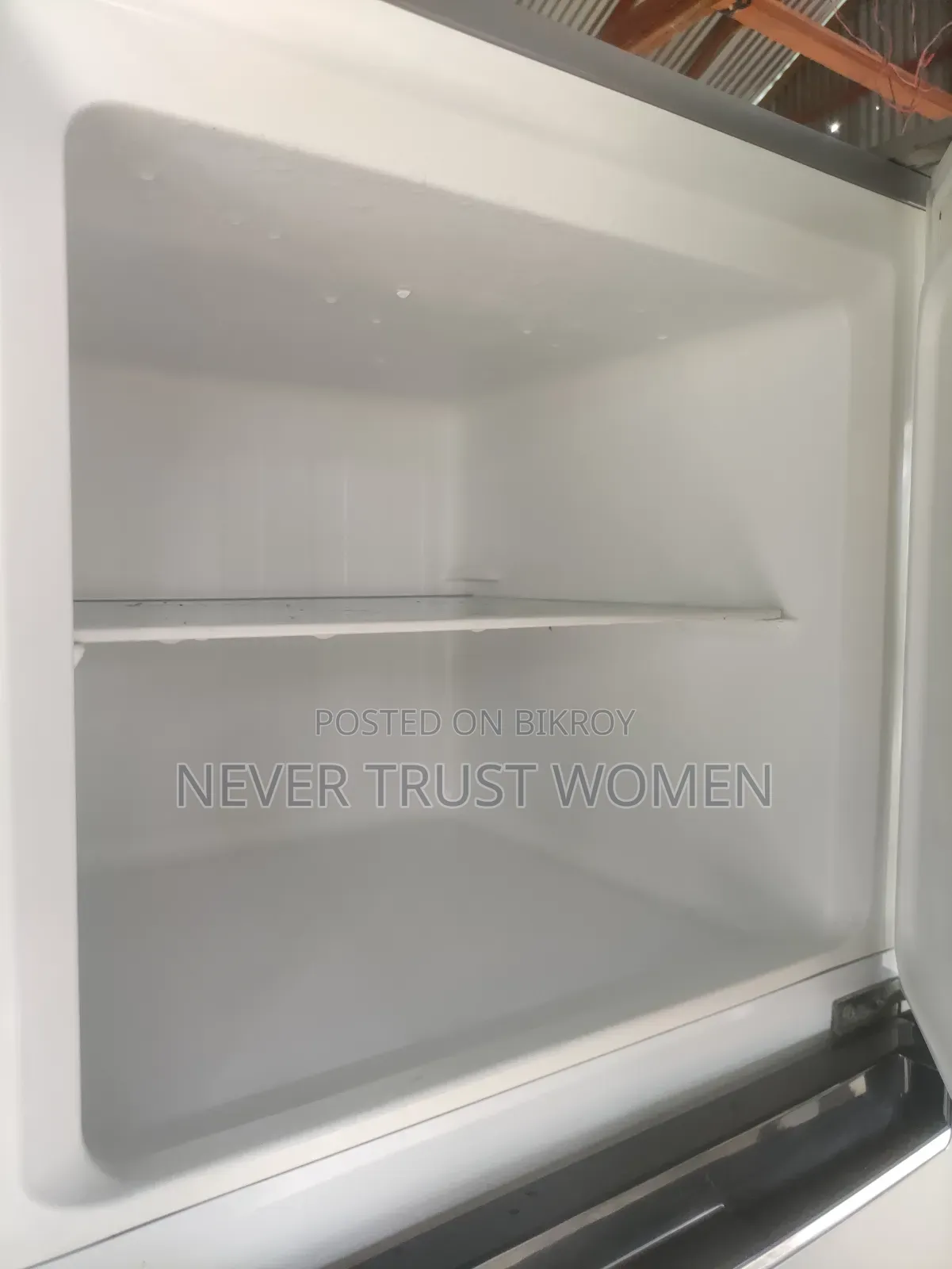 Kelvinator 320 Litter Fridge