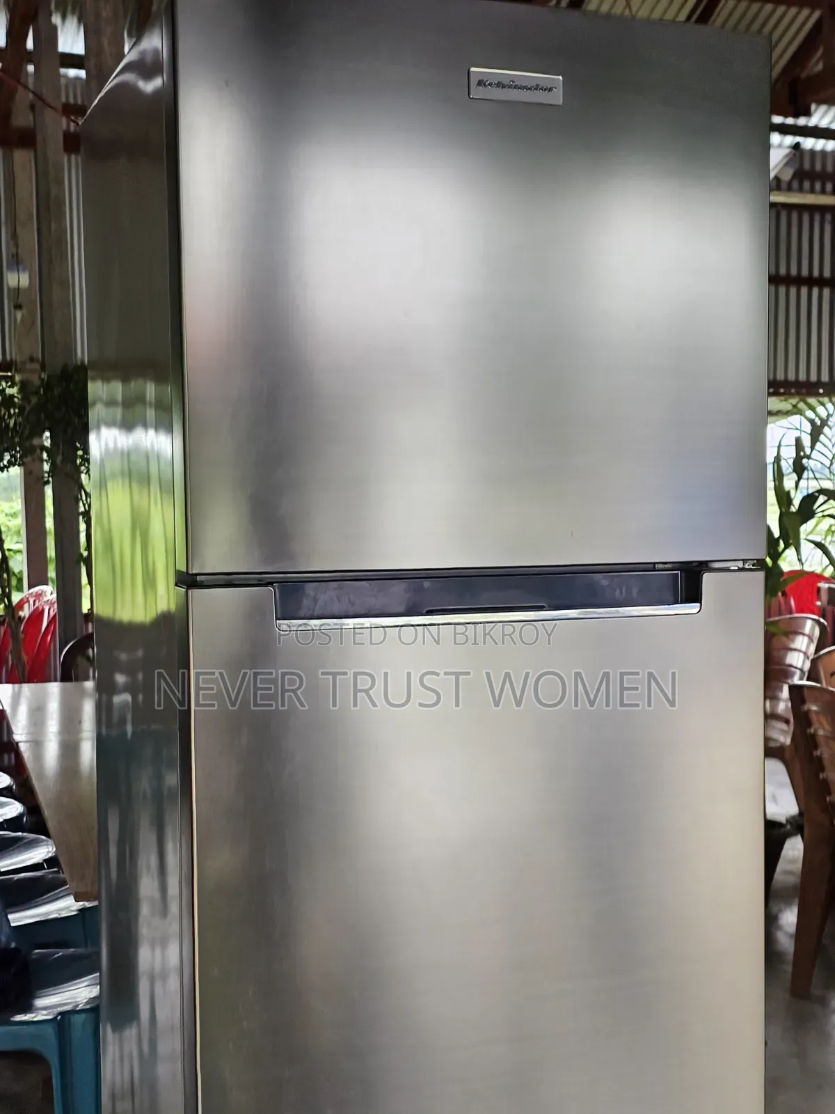 Kelvinator 320 Litter Fridge