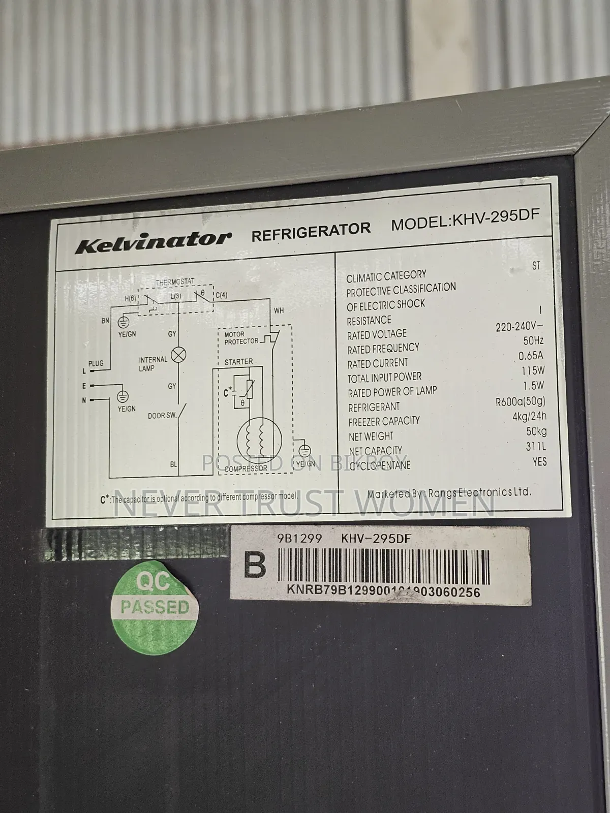 Kelvinator 320 Litter Fridge