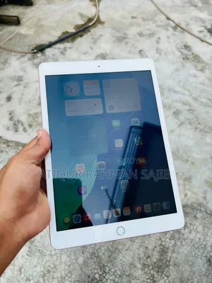 Apple iPad Air 32 GB Gray