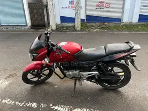 Bajaj Pulsar 150 2016 Red