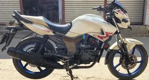 হিরো হাংক ২০১৮ সাদা