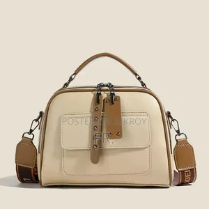 High End Ladies Handbag Multi-Layer Large Capacity Commuting Bag Cream